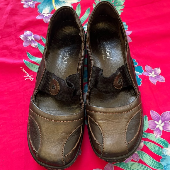 ✨ Josef Seibel Mary Jane Flats GUC - Picture 2 of 8